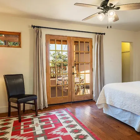 Tecolote Hotel *